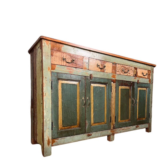 Kommode mit bunter Shabby-Chic Patina