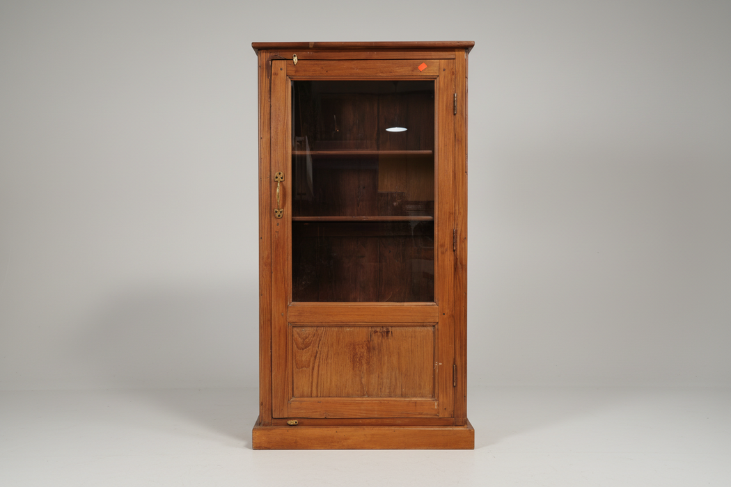 Vitrine aus indischen Teakholz