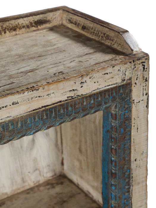 Indischer Vitrinenschrank im weissen Shabby Stil