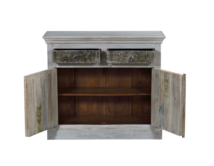 Sideboard mit alten Türen