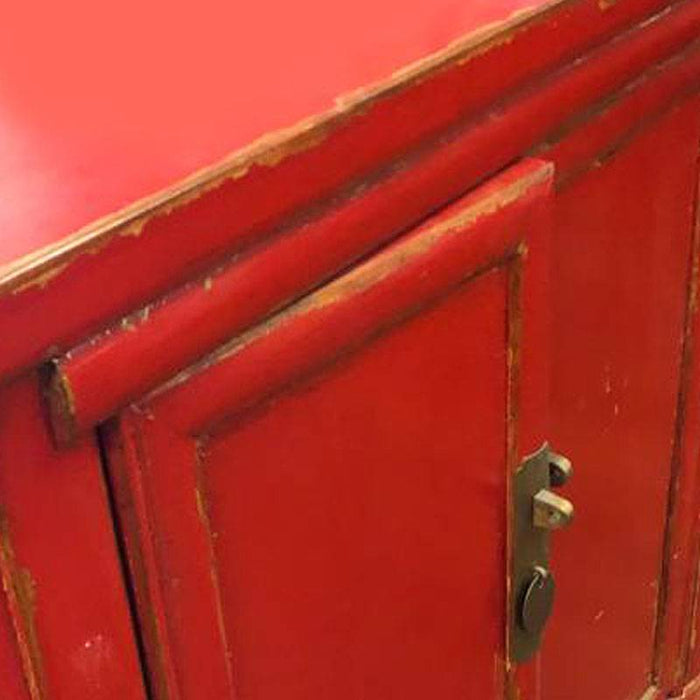 Rotes China Sideboard